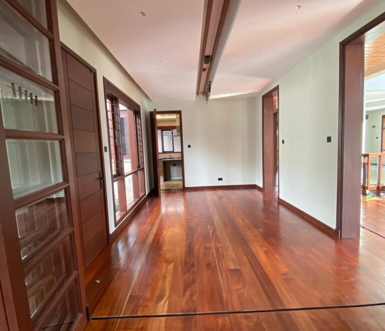 Magnificent 5 Bedroom Townhouses for Sale in Lavington, Nairobi.