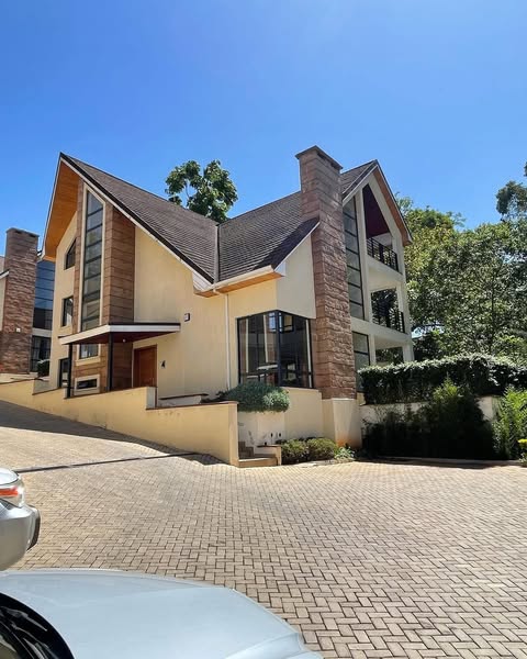 Set in the leafy suburbs of Lavington, this development comprises of 5 bedroom all en-suite Town Houses with an attic top floor that also offer unmatched plinth area.