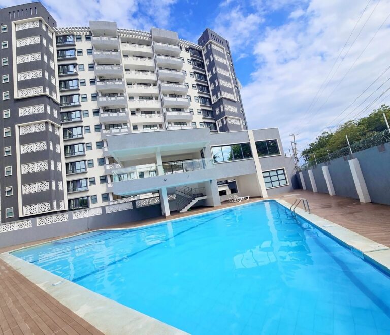 BRAND NEW 3000 SQFT 3 BEDROOM APARTMENT FOR SALE