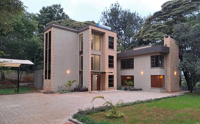 Experience luxurious living in this ultra-modern 6-bedroom villa available for rent in the prestigious Nairobi Karen area.