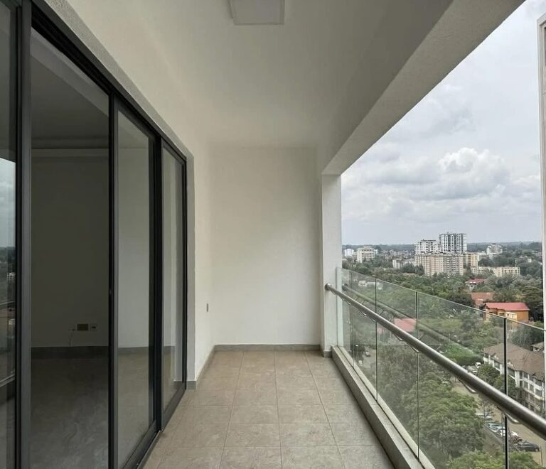 Modern 4-Bedroom En-suite Apartment for Rent in Lavington!